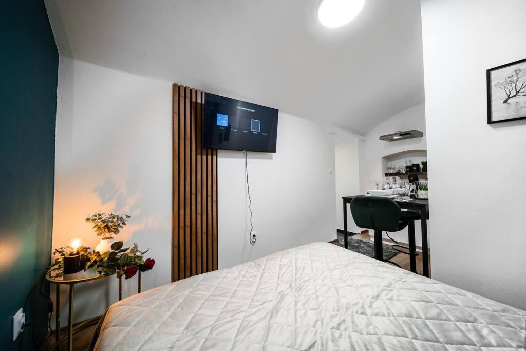 Secret Economy Studio Oasis Praga Zewnętrze zdjęcie